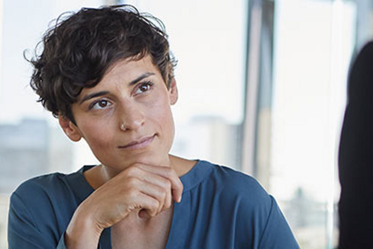 Mitarbeiter am Überlegen