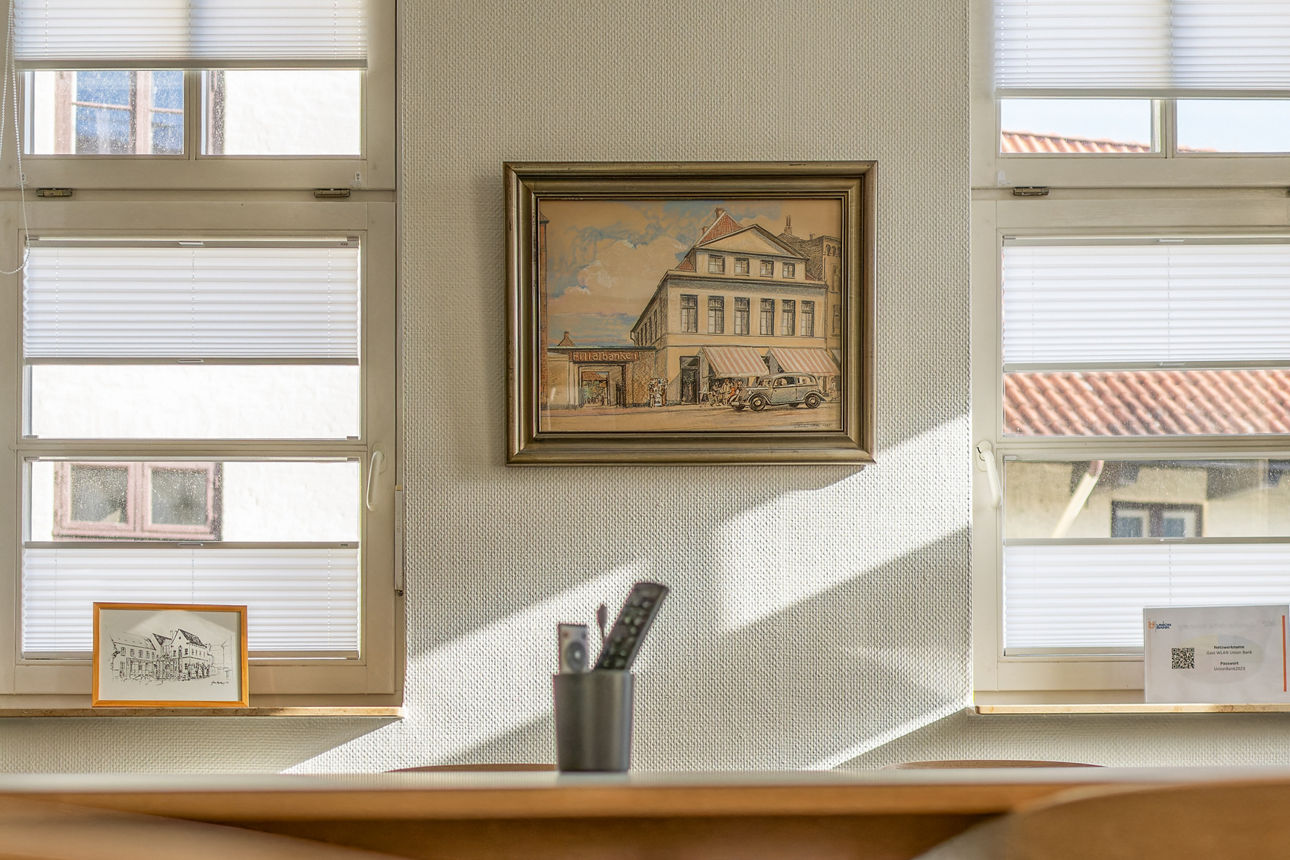 Bild mit Bankgebäude