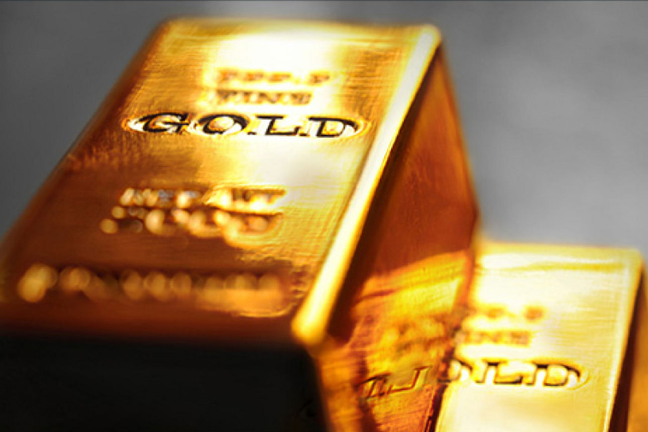 Goldbarren gestapelt