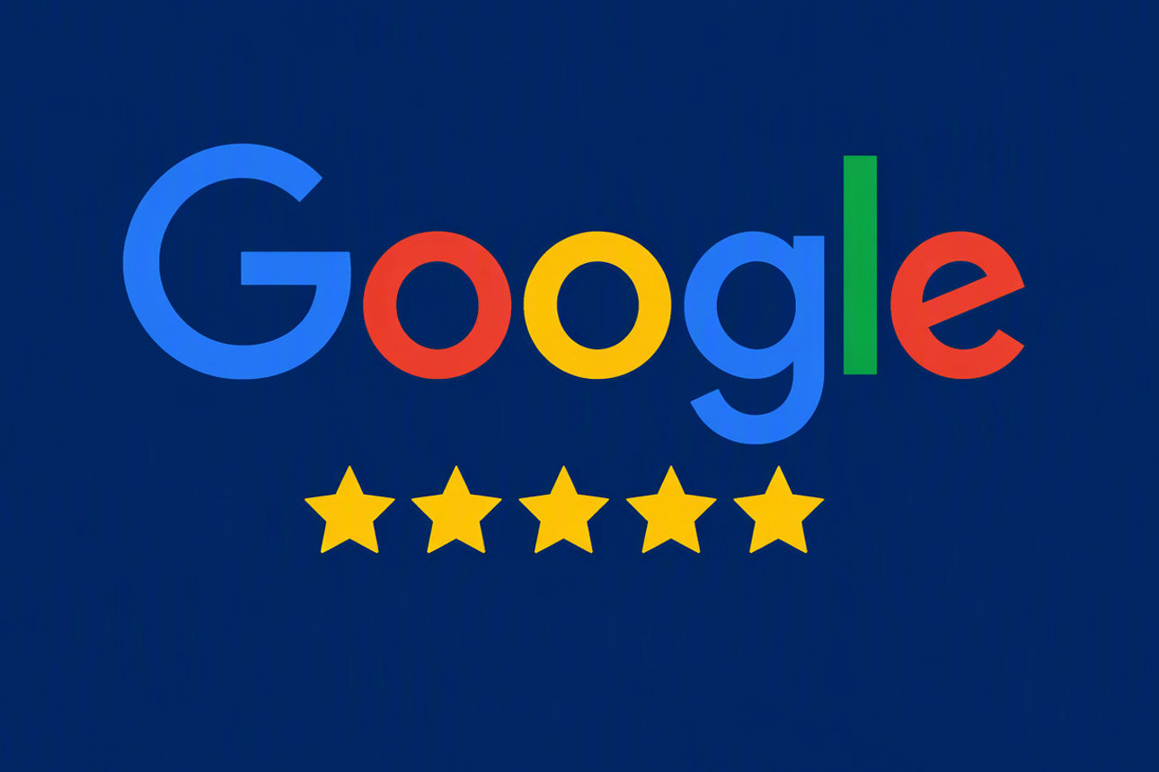 Google-Schriftzug mit 5 Sternen