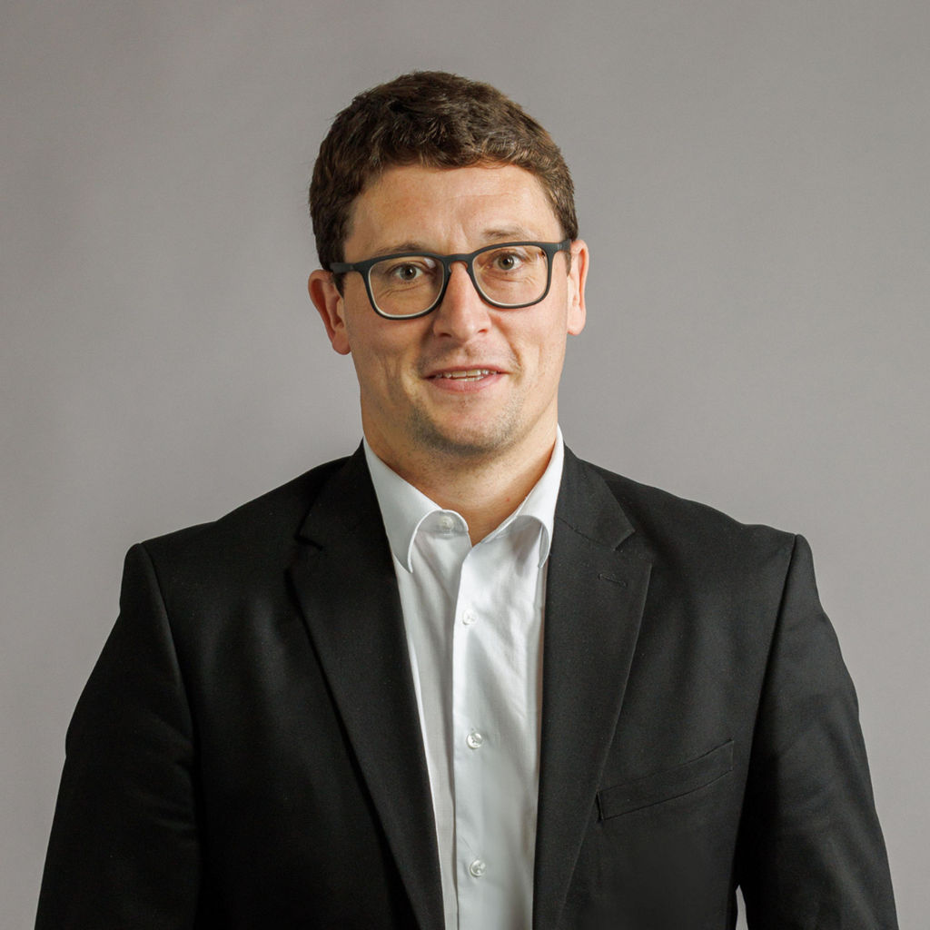 Porträt von Dominik Greimel
