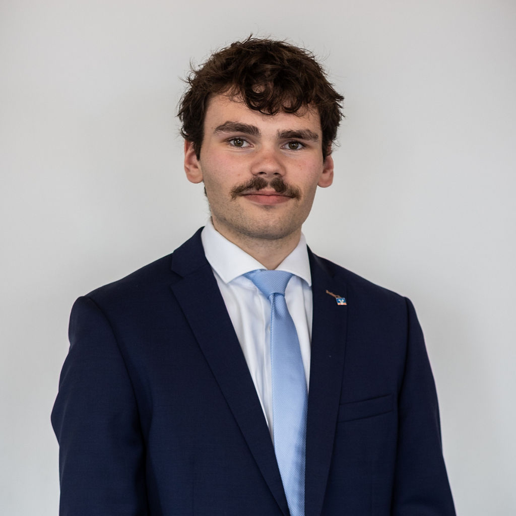 Benedikt Grimps