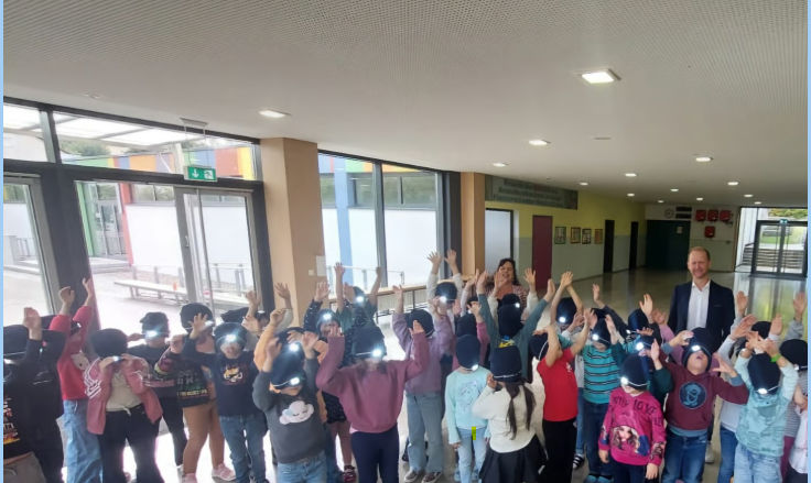 Grundschulkinder in Beratzhausen