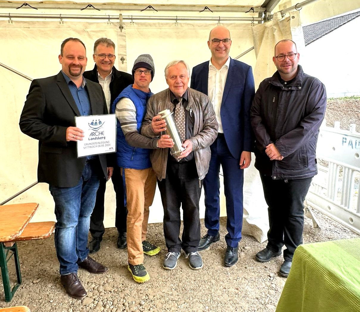 Zu Gast bei der Grundsteinlegung der neuen Arche in Landsberg