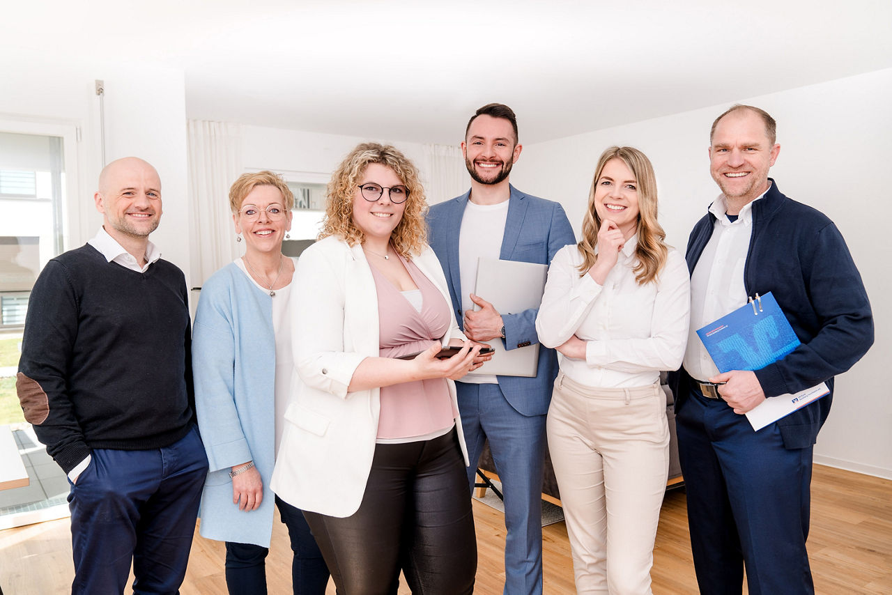 Die Berater v.l. Christian Pleyer, Simone Franke, Linda Zitzmann, Matthias Zimmermann, Verena Keller und Klaus Schmidt