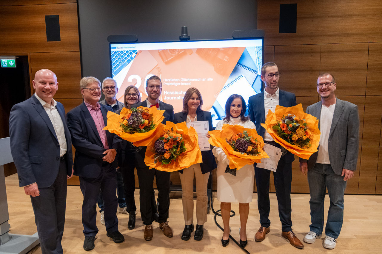 Gruppenbild der Preisträger:innen 2025