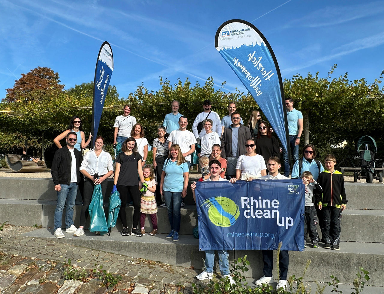 Gruppenbild beim RhineCleanUp