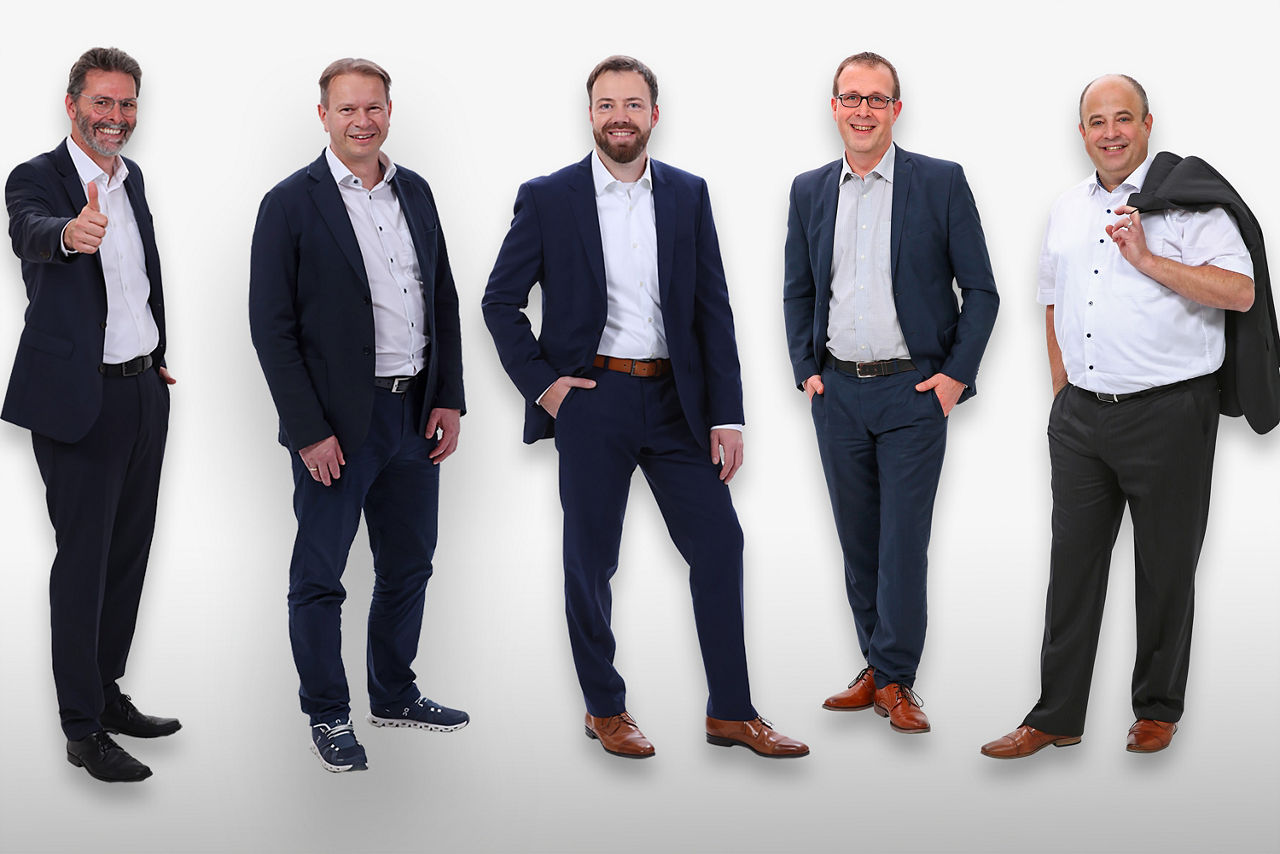 Bild zeigt die Ansprechpartner für die Baufinanzierung der Voba Hoba