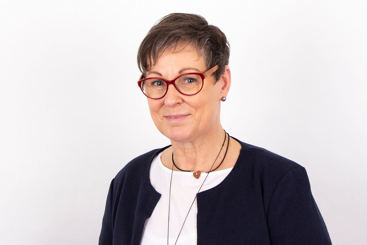 Versicherungsspezialistin für Privat- und Firmenkunden Angela Hörl