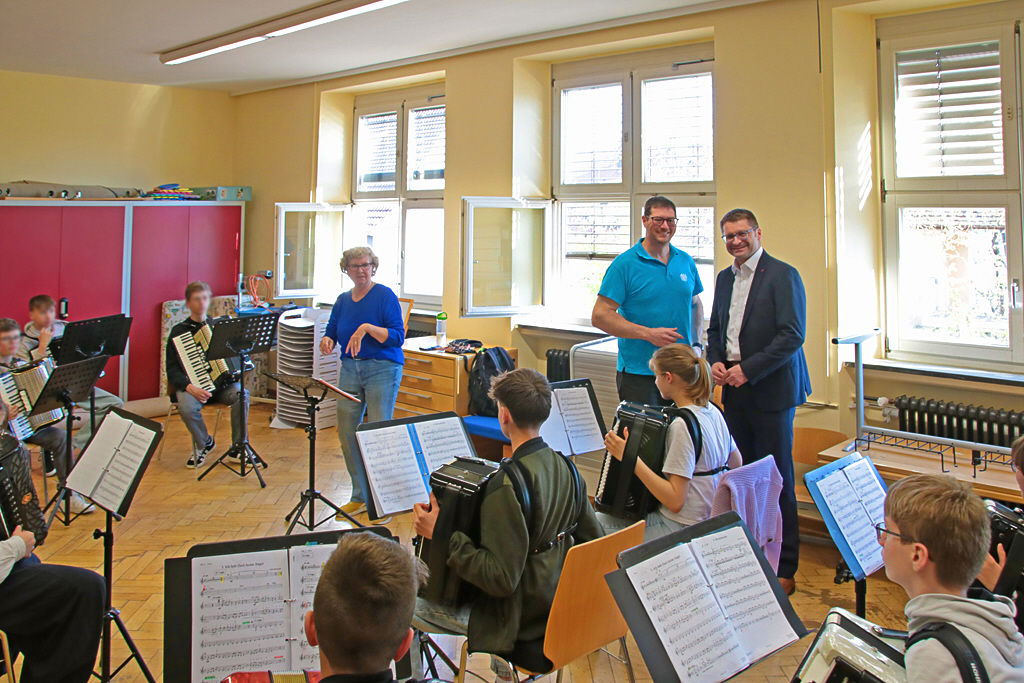 Musikprobe im Klassenzimmer
