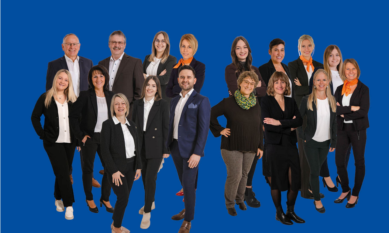 Ein Gruppenbild des Immobilien-Teams der LaLa-Bank
