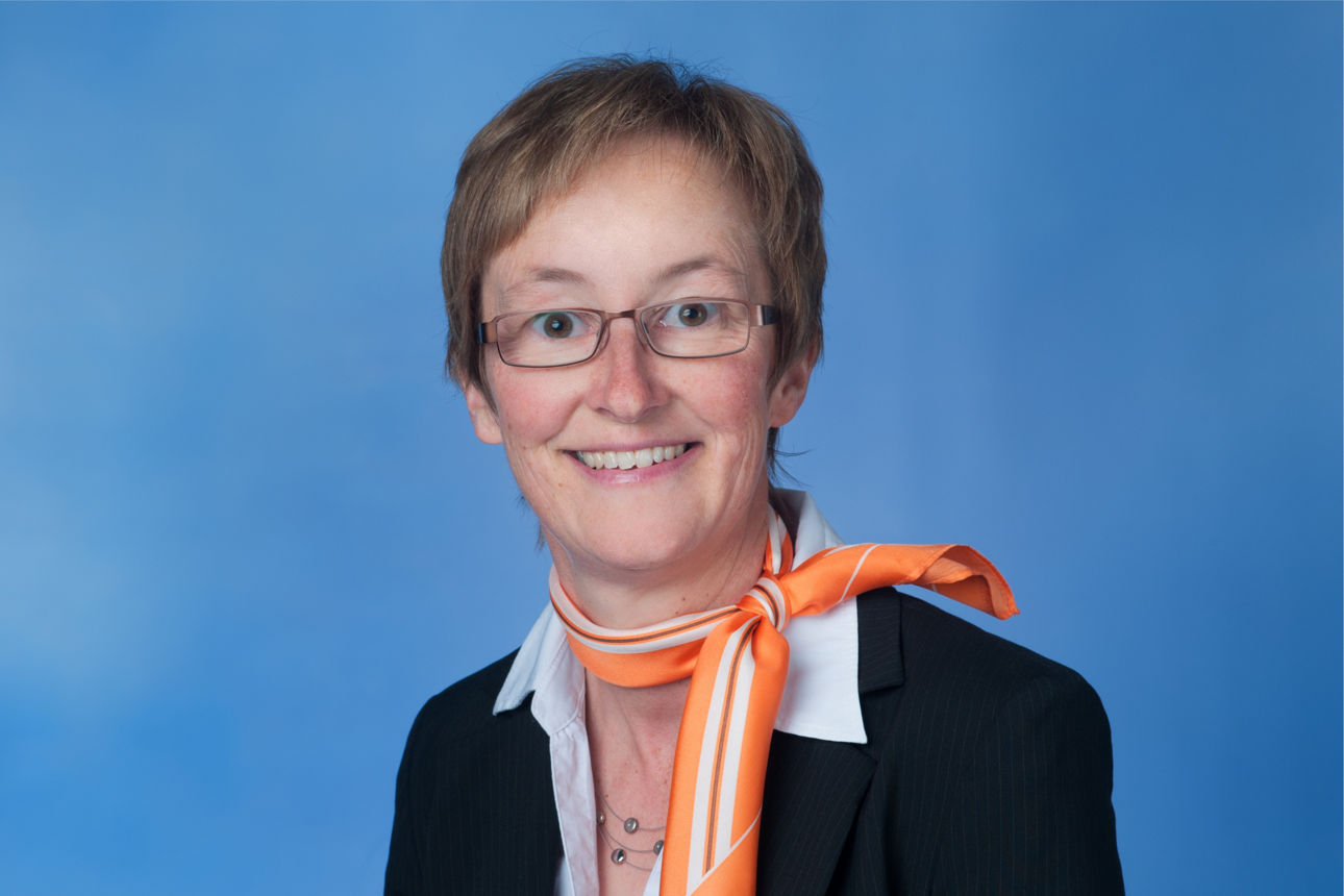 Porträt von Claudia Haas