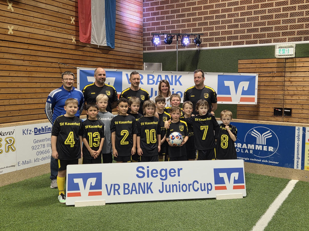 Gruppenbild von Teilnehmendem des SV Illschwang Hallenmasters 2026