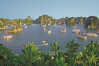 Blick auf die Halong-Bucht, Vietnam