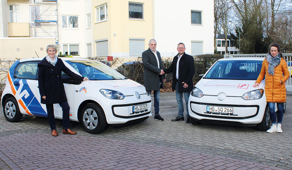zwei Vereins-Autos für Autismus Bremen e. V.