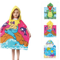Badeponcho in Meerjungfrauen, Dino und Unterwasser Design