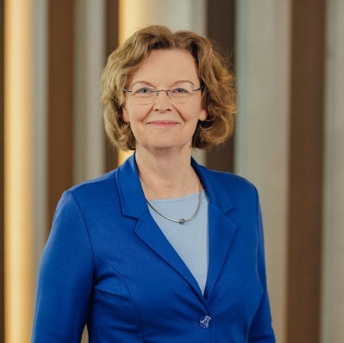 Darstellung unserer Mitarbeitenden Annette Harasim