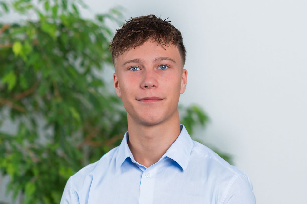 Porträtfoto von Arman Hartkopf