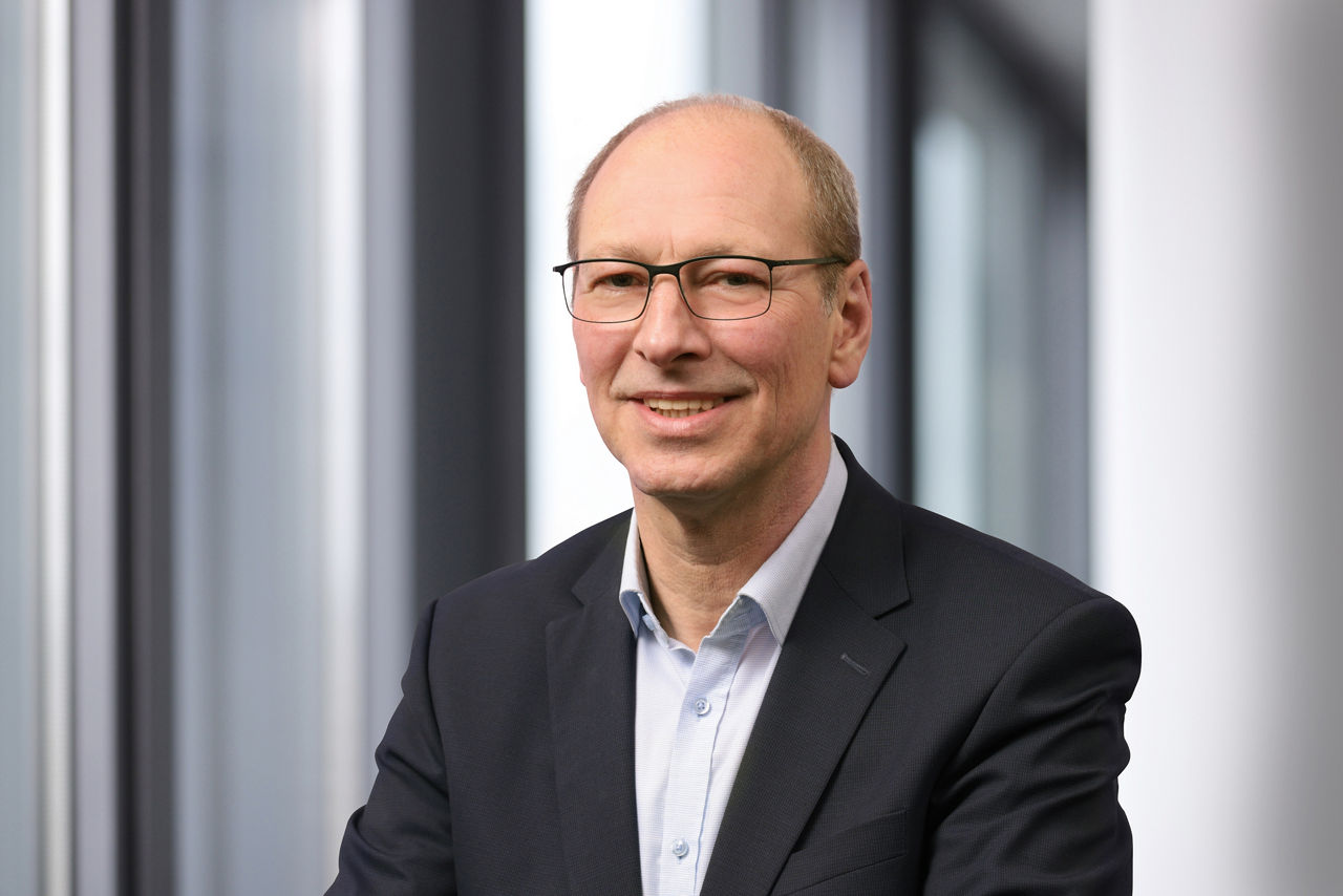 Werner Hartmann, Unternehmenskundenberater