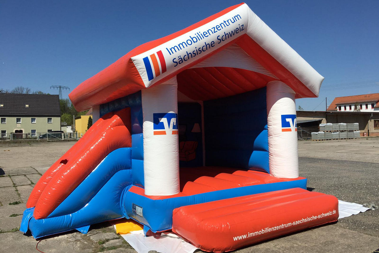 Hüpfburg Haus