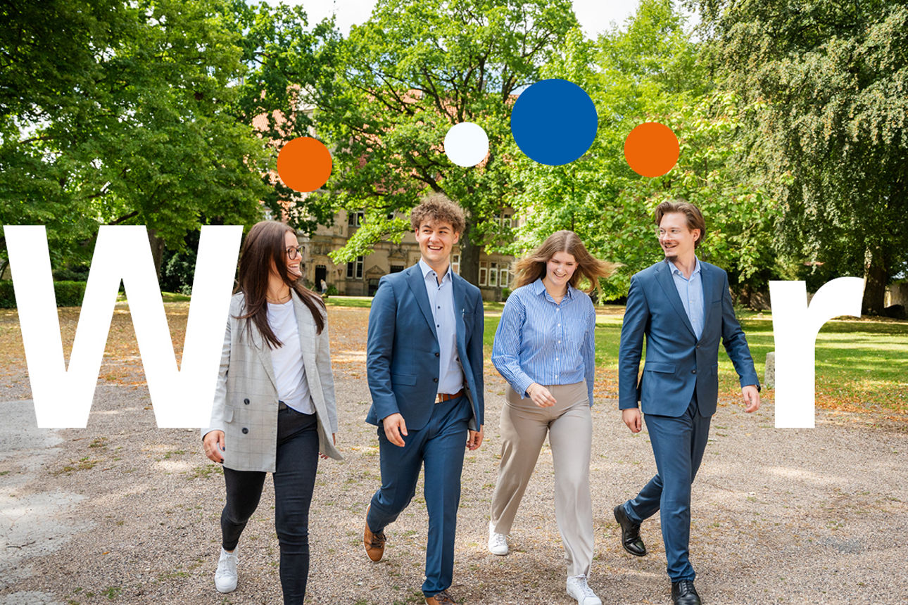 Vier Studierende sind unterwegs