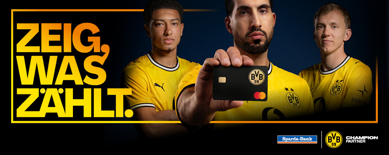 3 BVB Spieler halten die schwarzgelbe Mastercard in der Hand