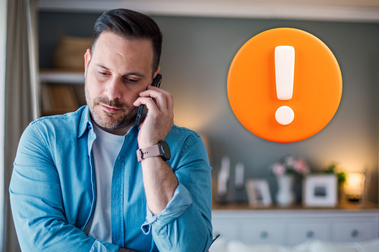 Ein Mann am telefonieren.