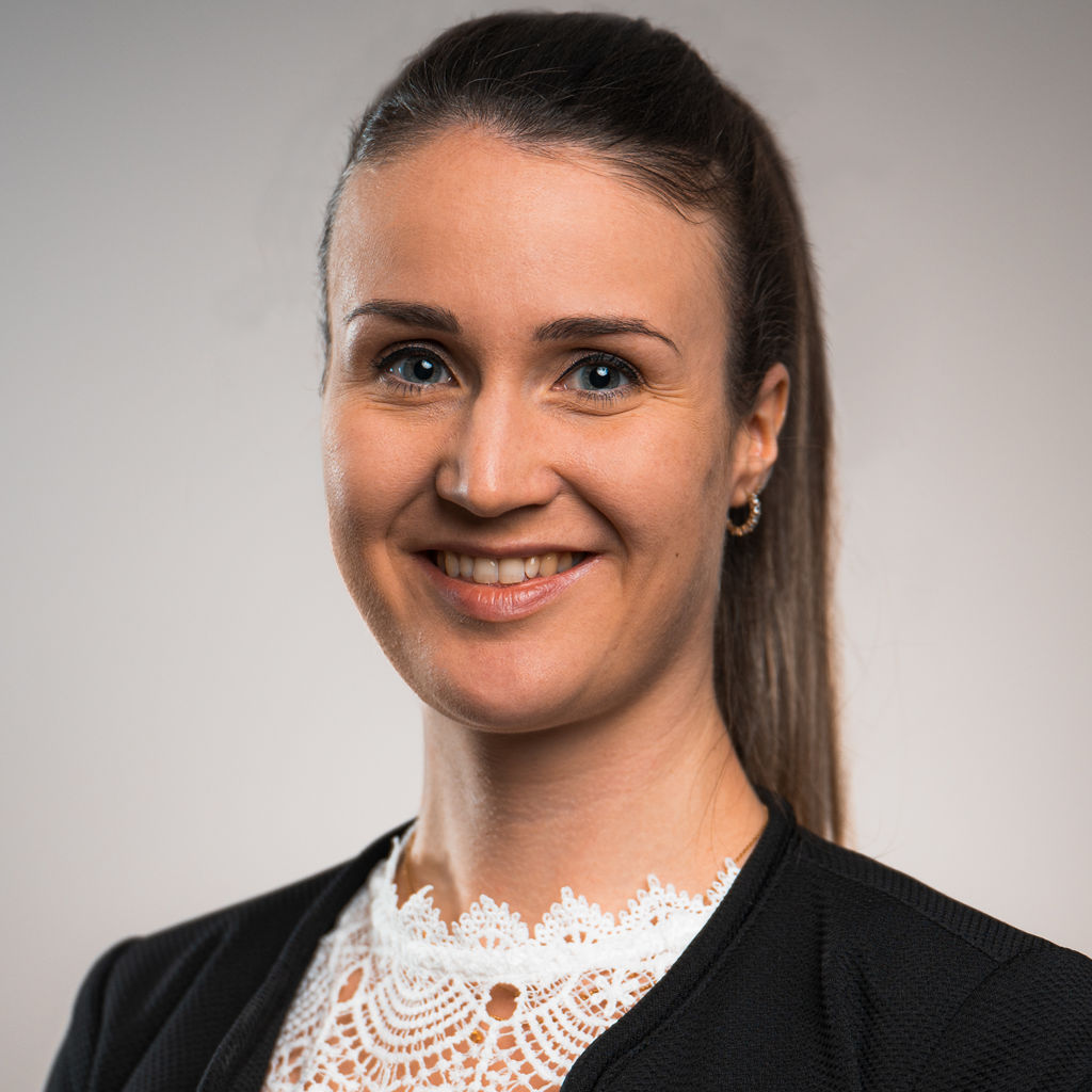 Nora Heckmann Mitarbeiterbild