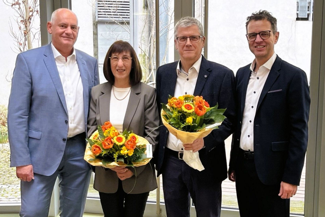Auf dem Bild sind Reiner Richter, Heike Baum, Klaus Weber und Peter Rottenecker zu sehen
