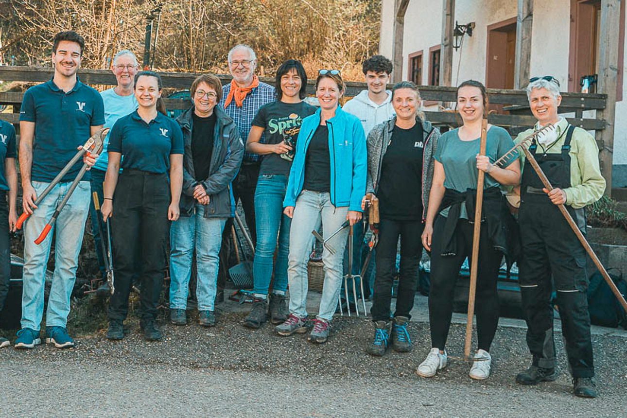 Gruppenbild auf dem Zwingenberger Hof