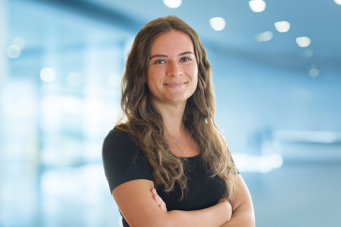 Porträtfoto von Hanna Herold