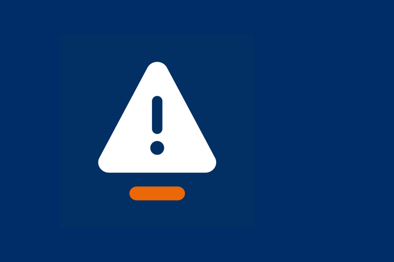 Hinweissymbol auf blauem Grund