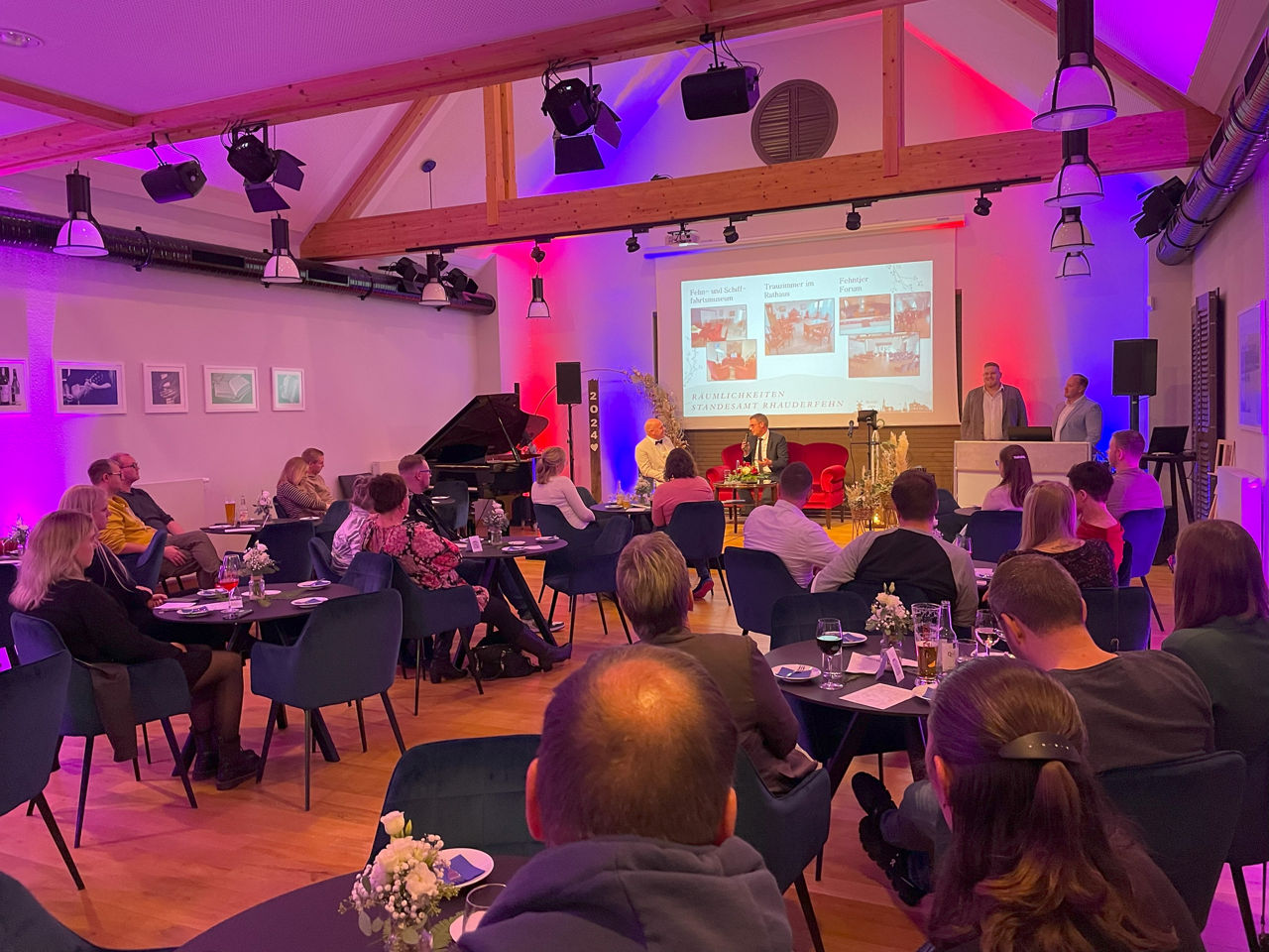 Hochzeitsgala im Fehntjer Forum
