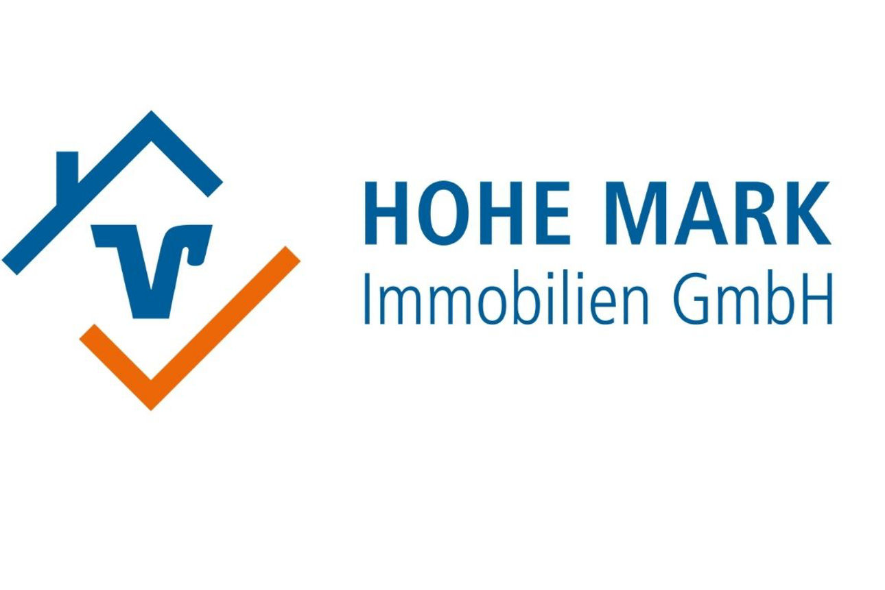 Logo von Hohe Mark Immobilien GmbH mit stilisiertem Hausdach‑Symbol, blauem Buchstaben ‚V‘ und orangefarbenem Häkchen neben dem Schriftzug ‚Hohe Mark Immobilien GmbH‘.