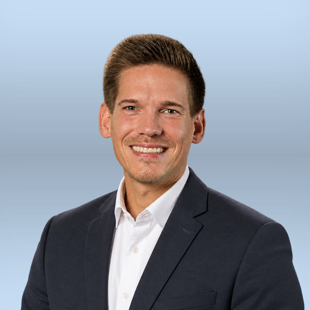 Hohma, Dennis