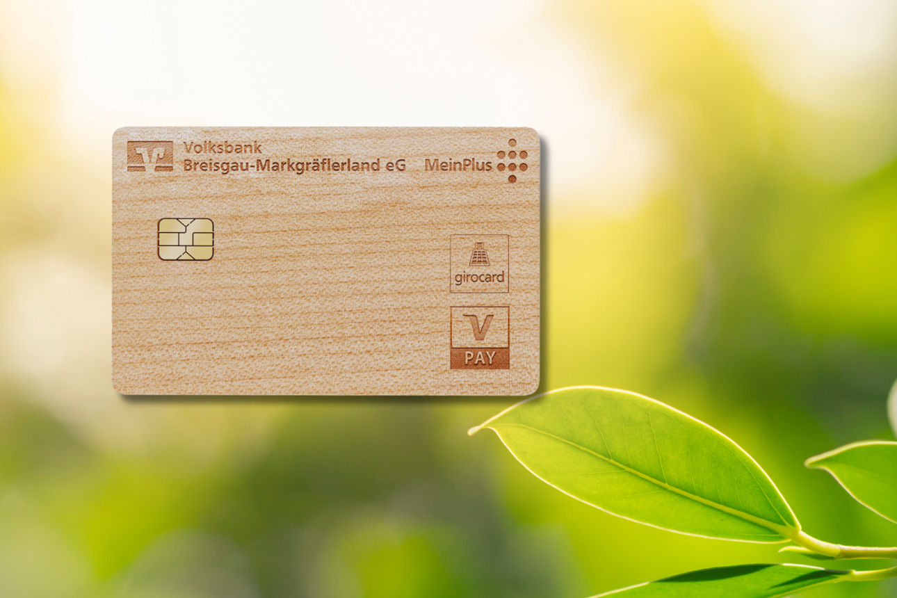Die girocard aus Holz - vollständig biologisch abbaubar