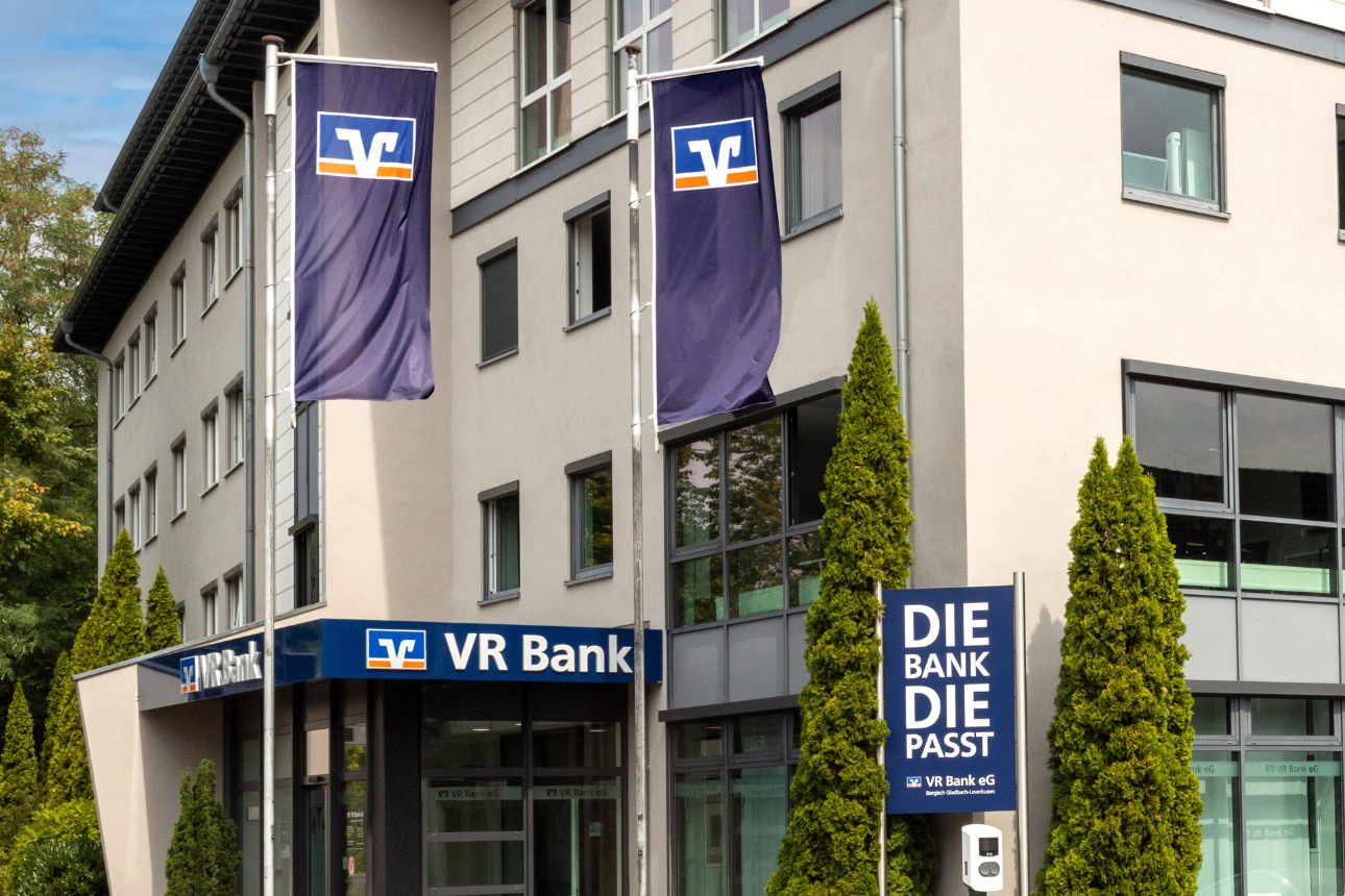 Außenaufnahme unseres Standorts an der Bensberger Str. 55 in Bergisch Gladbach