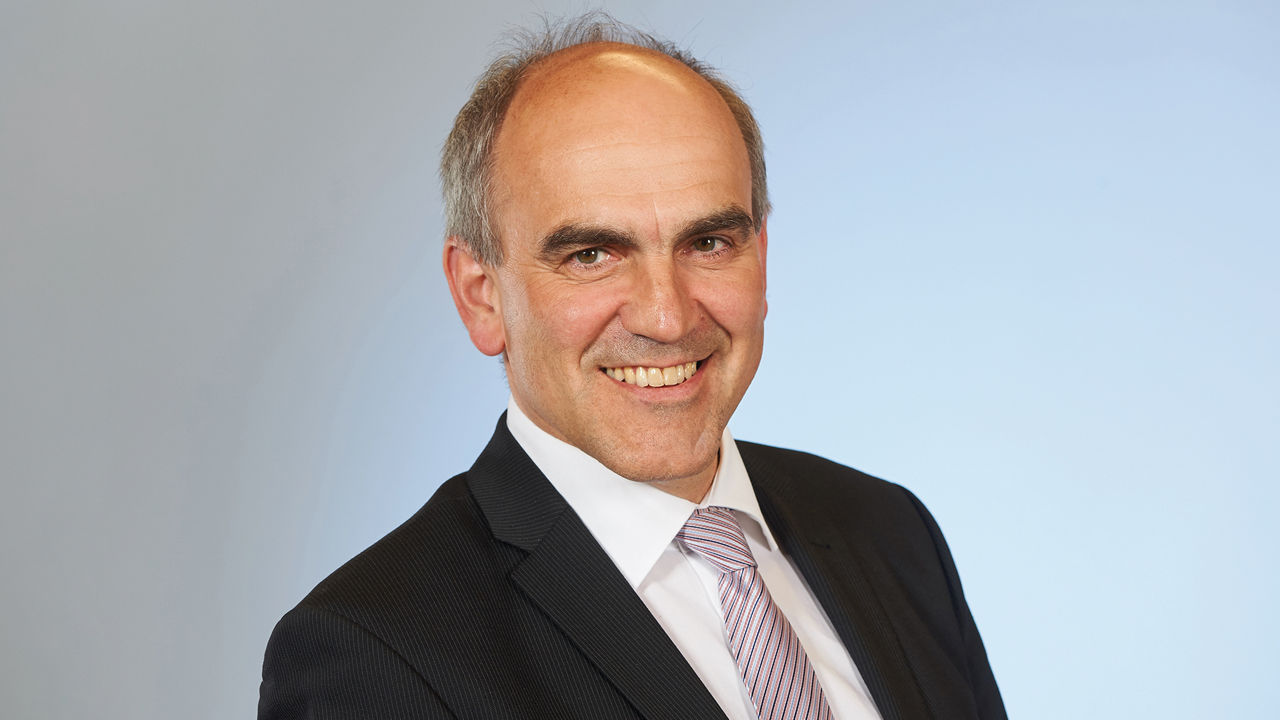 Vorsitzender des Stiftungsvorstandes Jürgen Hubel