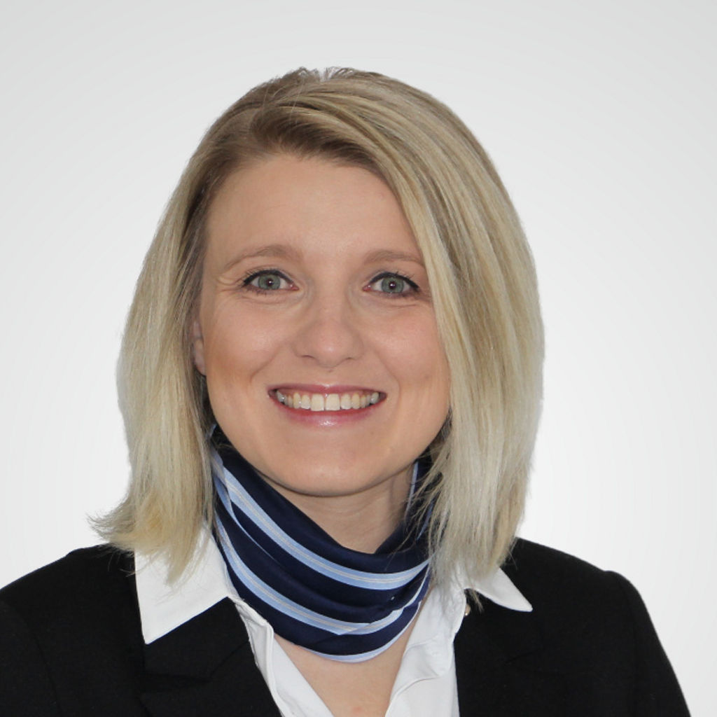 Mitarbeiterbild Nina Hubral, Immobilienberatung
