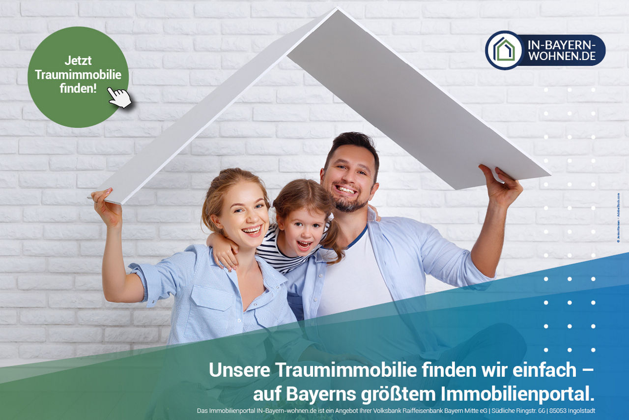 Vater, Mutter und kleine Tochter 