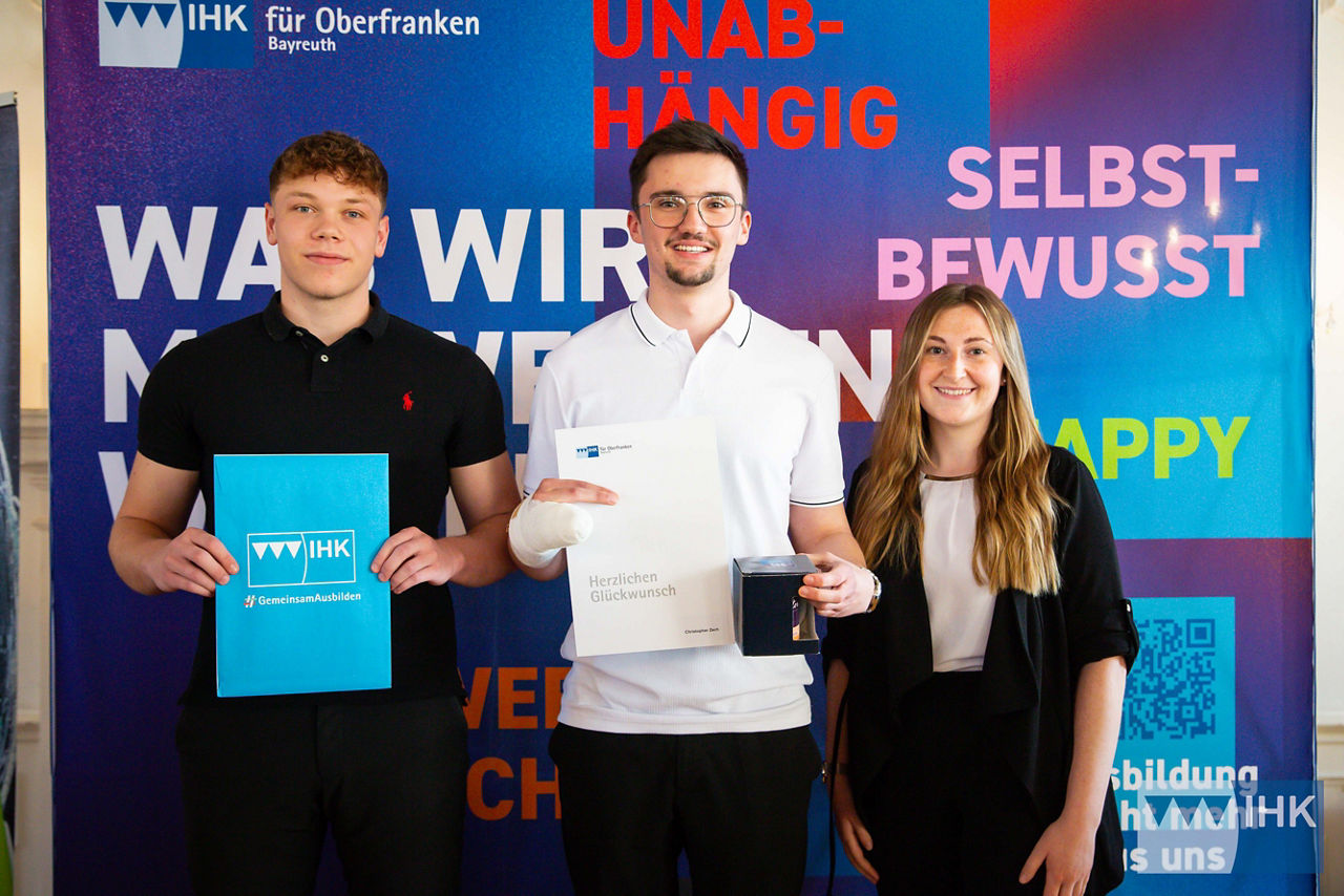 IHK Zeugnisübergabe Ausbildung 2025