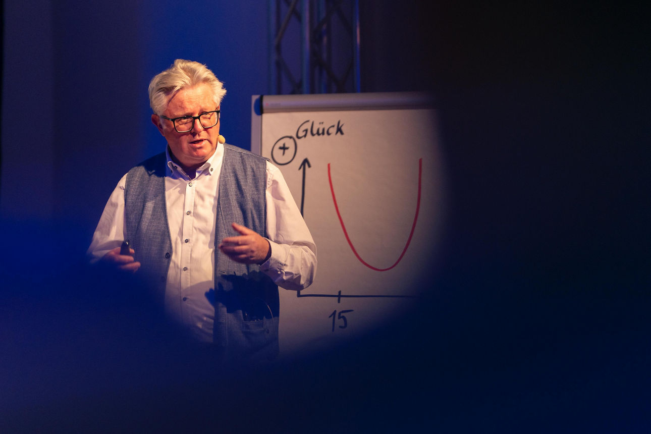 Frank Steinhagen, Experte für Vermögensübertragung und Verhaltensökonomie