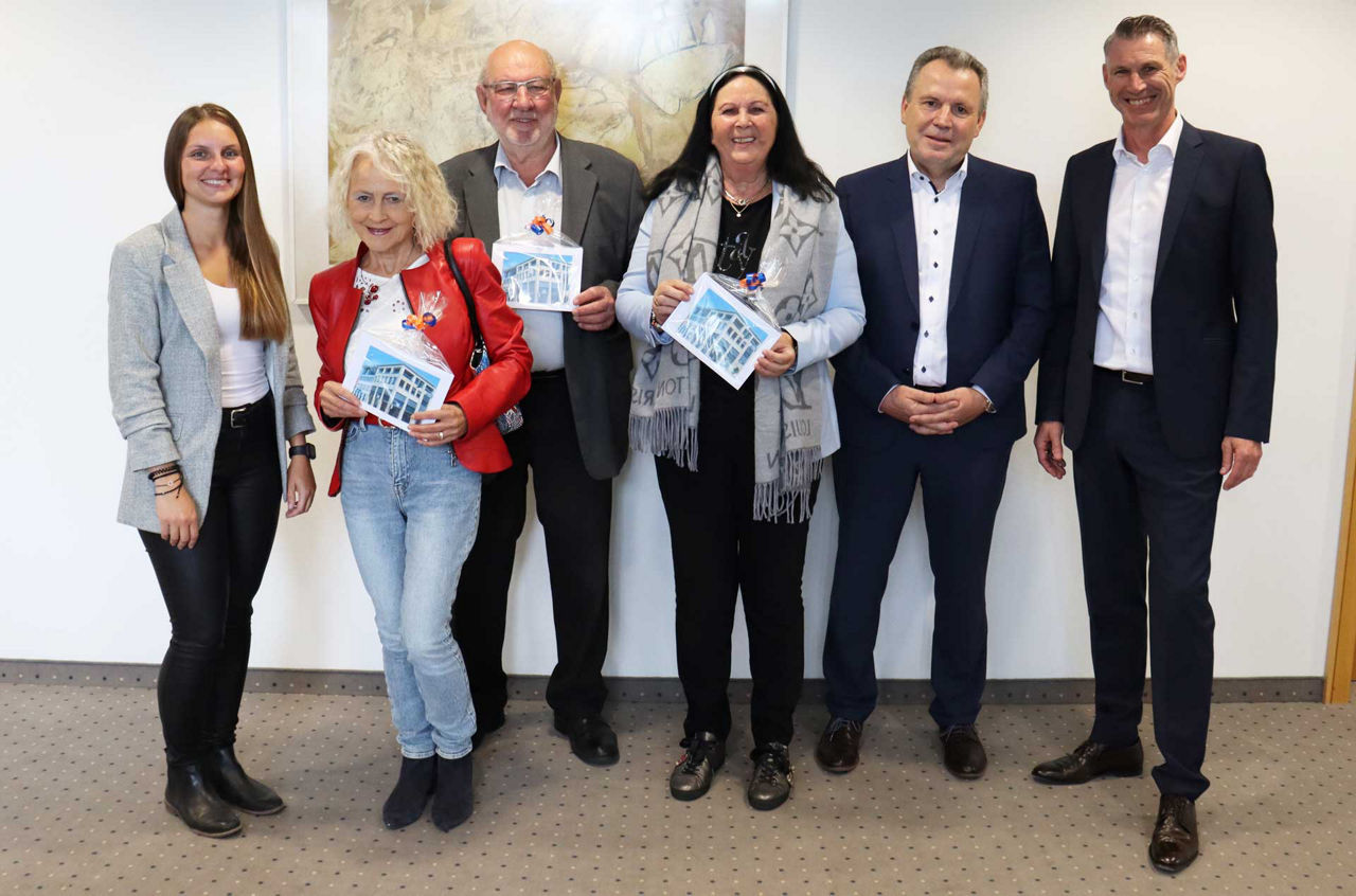 Tafel Schwabmünchen, Lechfeld und Stauden empfangen Spende