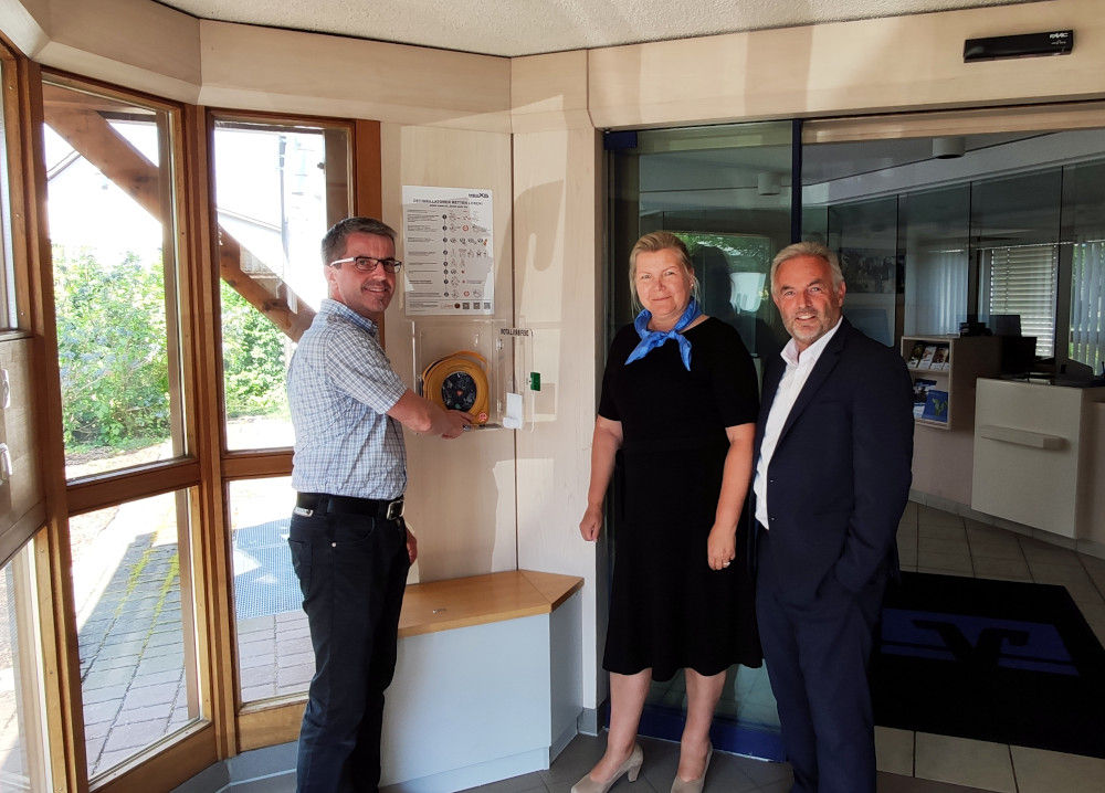 Ein Defibrillator in Eresing
