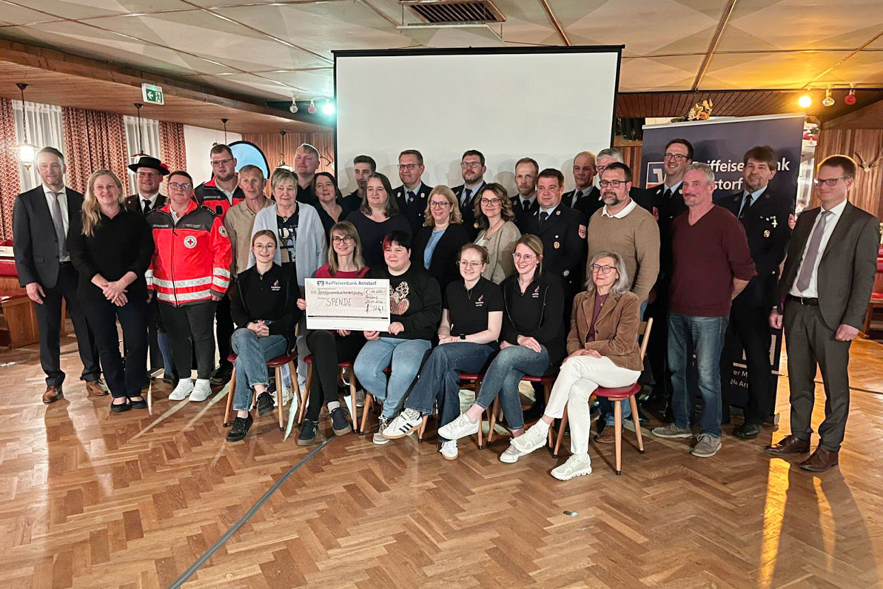 Übergabe der Spenden aus dem Gewinnsparzweckertrag