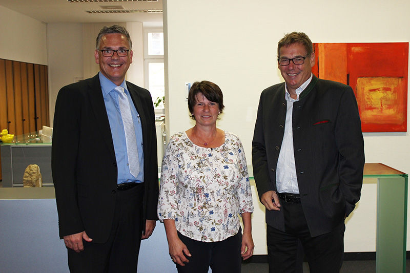 Claudia Wührl feiert ihr 40-jähriges Dienstjubiläum