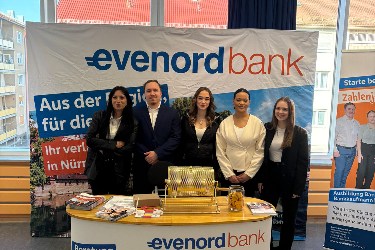 Gruppenfoto Berufsbasar Wirtschaftsschule