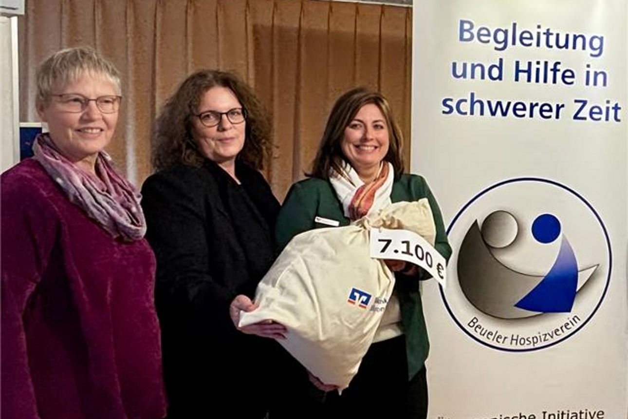 Spendenübergabe beim Beueler Hospizverein