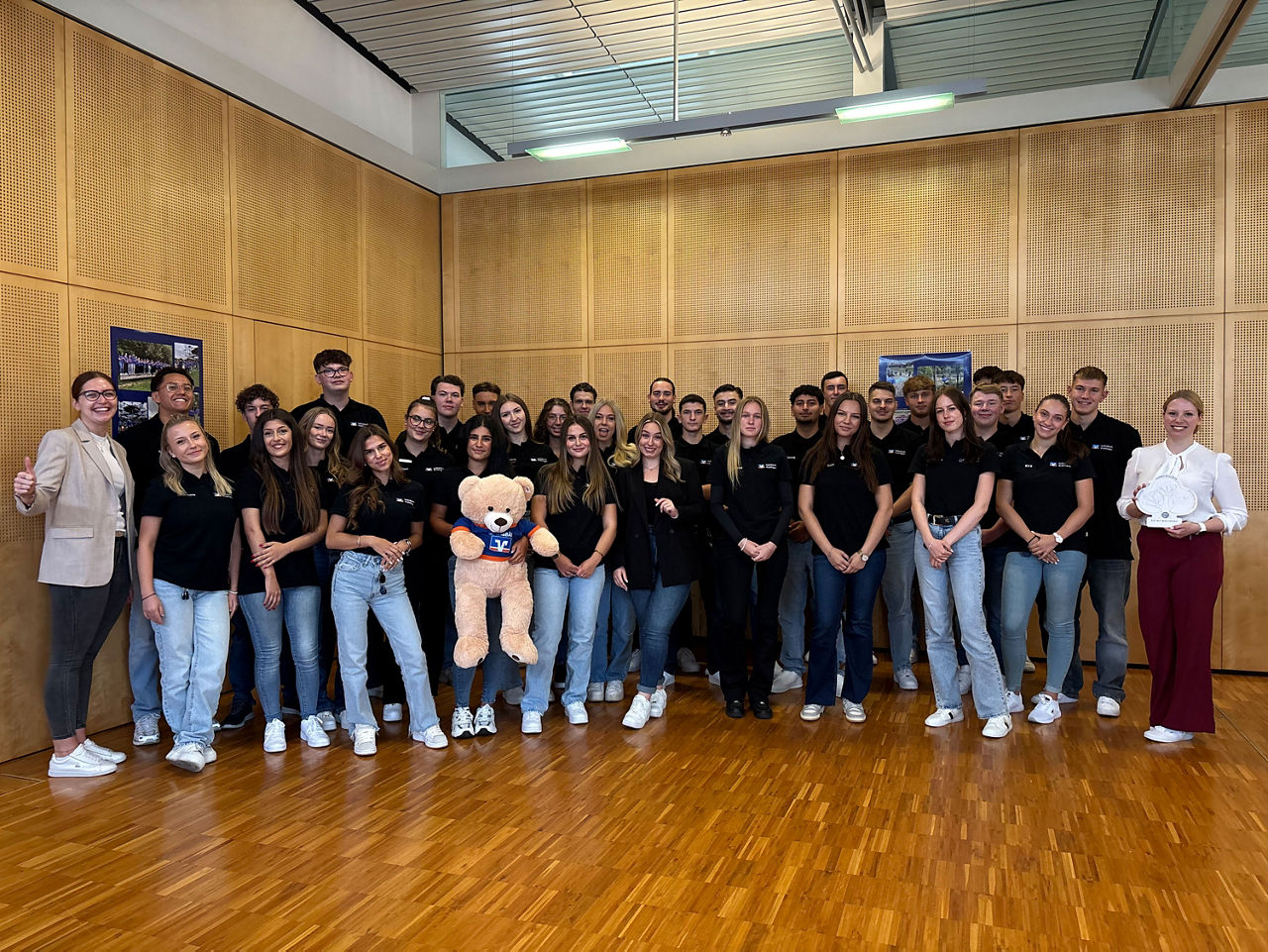 Unsere neuen Azubis beim Seminar Genossenschaft und Mitgliedschaft.