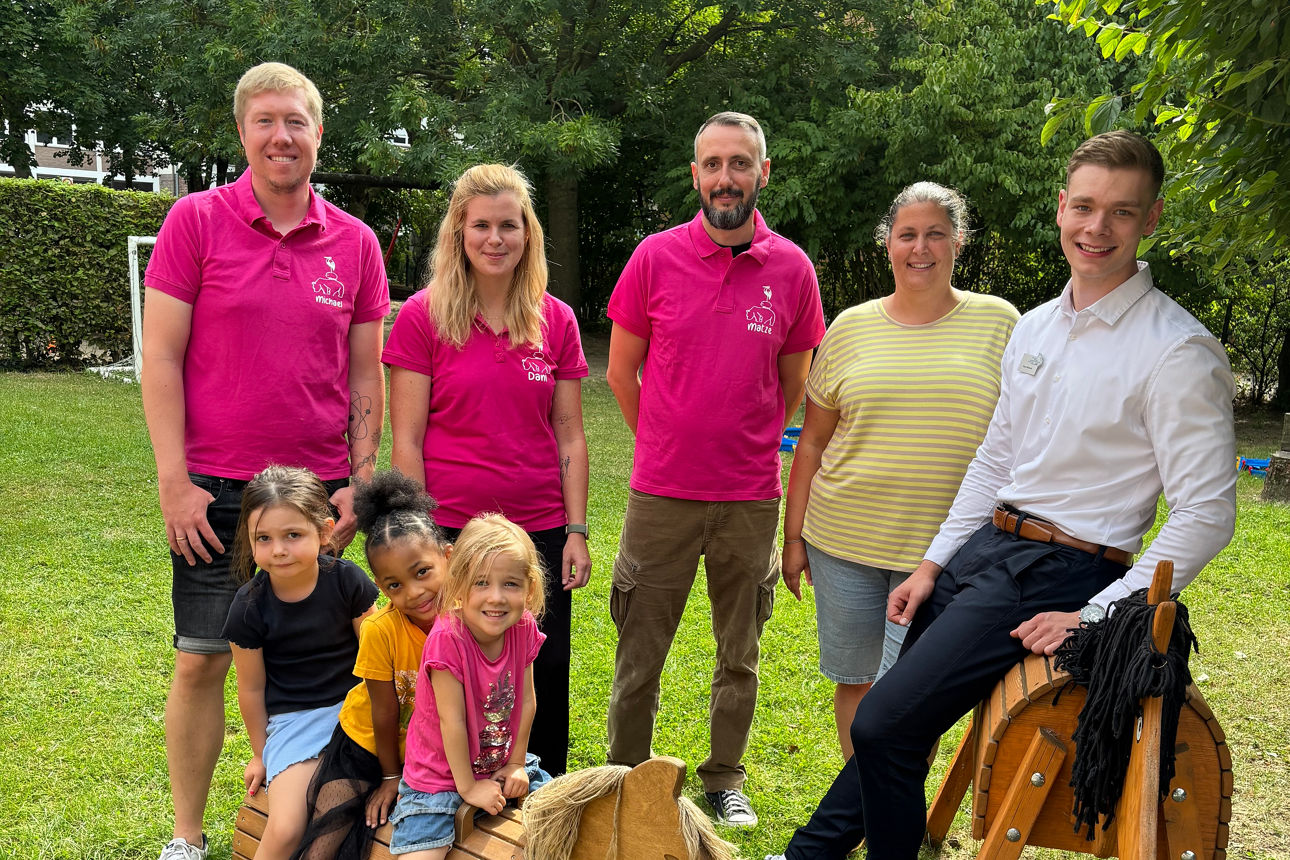 Präsentation der Spielgeräte in der Kita Sankt Nikolaus in Bislich